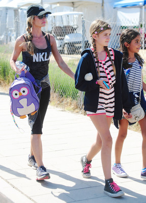 Denise Richards Poster 2752996