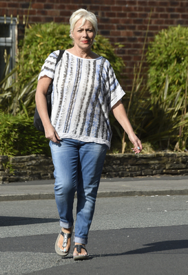 Denise Welch Poster 2753678