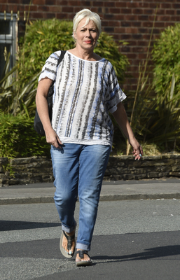 Denise Welch Poster 2753779