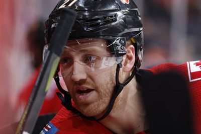 Dougie Hamilton Poster 3545940