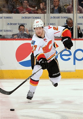 Dougie Hamilton Poster 3545963