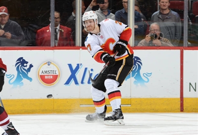 Dougie Hamilton Poster 3546063