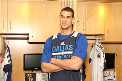 Dwight Powell Poster 3438055