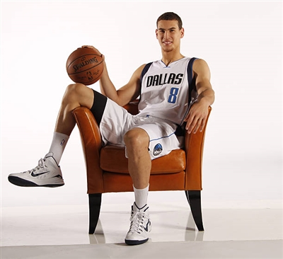 Dwight Powell Poster 3438122