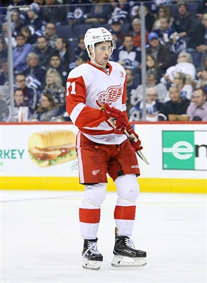 Dylan Larkin Poster 3554797
