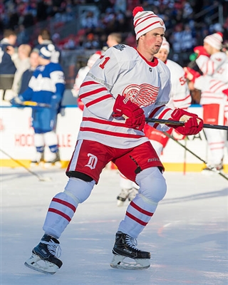 Dylan Larkin Poster 3554798