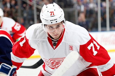 Dylan Larkin Poster 3554876