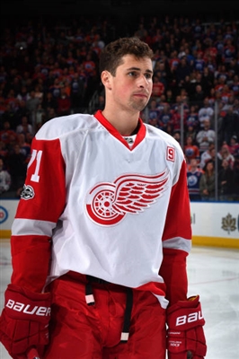 Dylan Larkin Poster 3554909