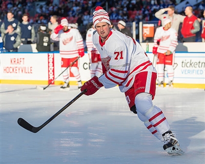 Dylan Larkin Poster 3554924