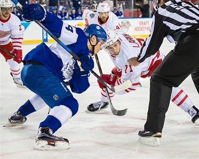 Dylan Larkin Poster 3555067