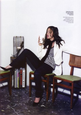 ELIZA DUSHKU Poster 1510375