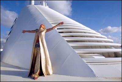 ELODIE GOSSUIN Poster 2079886