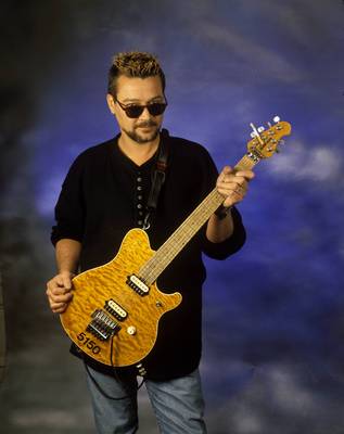 Eddie Van Halen Poster 2526593