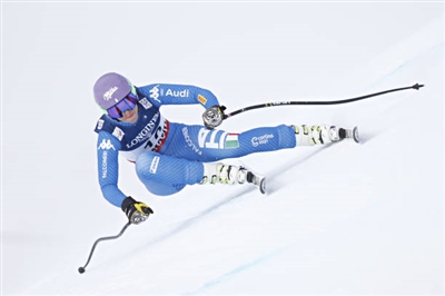 Elena Curtoni Poster 3639808