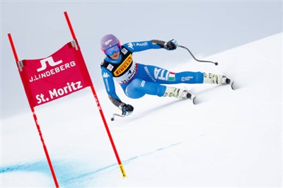 Elena Curtoni Poster 3639830