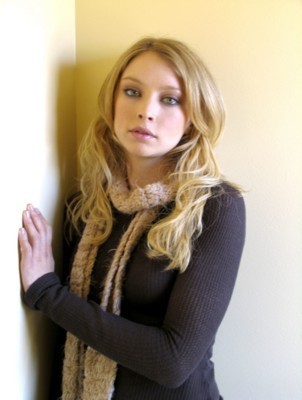 Elisabeth Harnois Poster 1335946