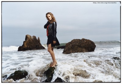 Eliza Dushku Poster 1338930