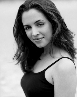 Eliza Dushku Poster 2076665