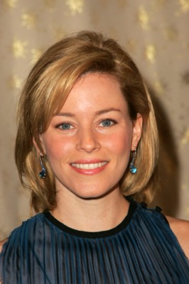 Elizabeth Banks Poster 1364355