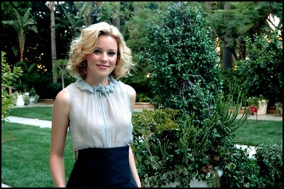 Elizabeth Banks Poster 2233125