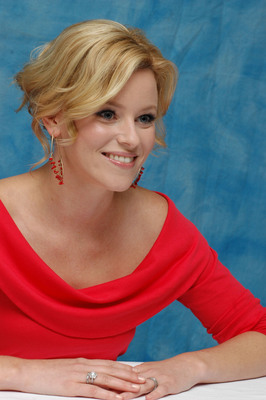 Elizabeth Banks Poster 2244776