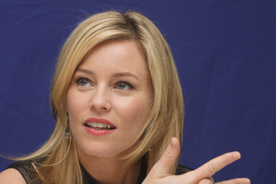 Elizabeth Banks Poster 2446354