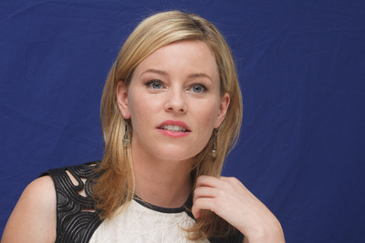 Elizabeth Banks Poster 2446384