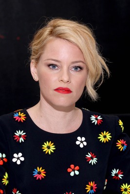 Elizabeth Banks Poster 2453516