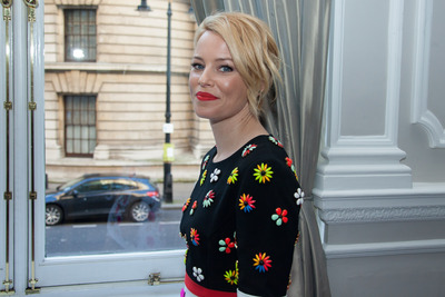 Elizabeth Banks Poster 2453517