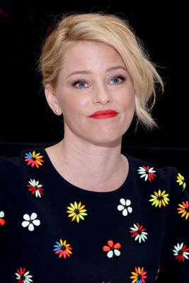 Elizabeth Banks Poster 2453518