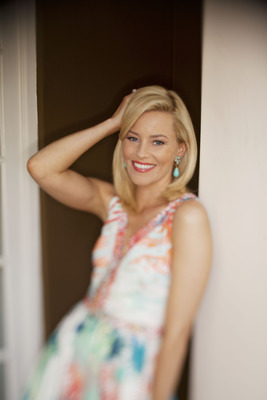 Elizabeth Banks Poster 2532006