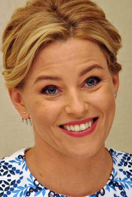 Elizabeth Banks Poster 2532008