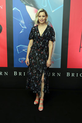 Elizabeth Banks Poster 3854116