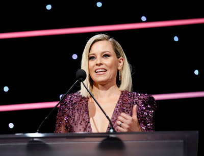 Elizabeth Banks Poster 3896546