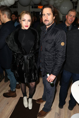 Elizabeth Gillies Poster 3003742