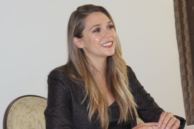 Elizabeth Olsen Poster 2732740