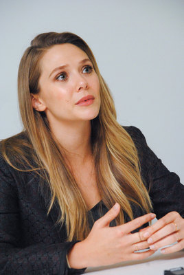 Elizabeth Olsen Poster 2820099