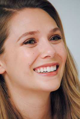 Elizabeth Olsen Poster 2820187