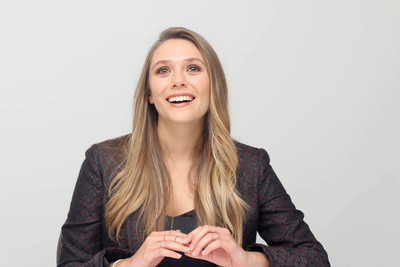 Elizabeth Olsen Poster 2820275