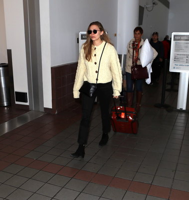 Elizabeth Olsen Poster 2888435