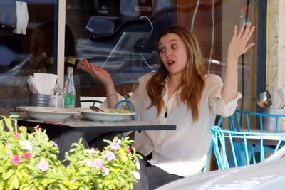 Elizabeth Olsen Poster 3082577