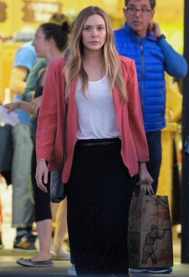 Elizabeth Olsen Poster 3082578