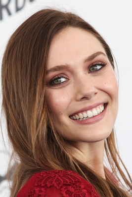 Elizabeth Olsen Poster 3174064