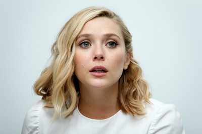 Elizabeth Olsen Poster 3673302