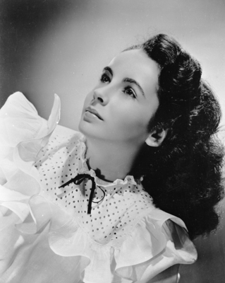 Elizabeth Taylor Poster 2591871
