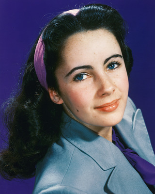 Elizabeth Taylor Poster 2591876