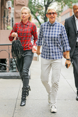 Ellen Degeneres Poster 2718750