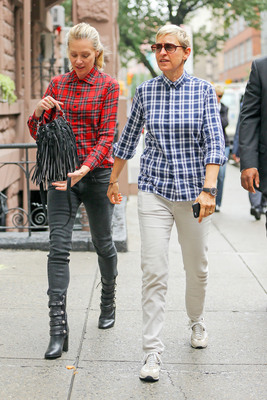 Ellen Degeneres Poster 2718758