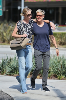 Ellen Degeneres Poster 2718759