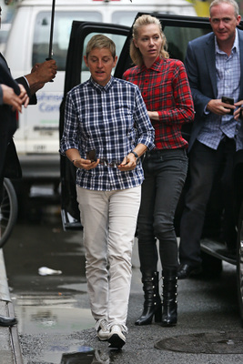 Ellen Degeneres Poster 2718770